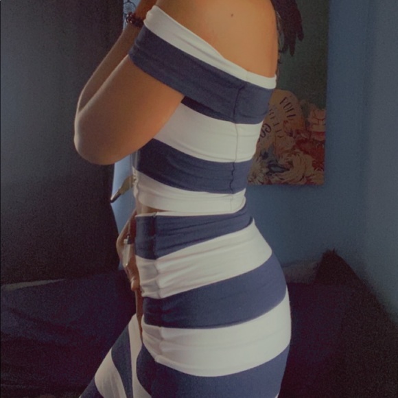 stripe two piece - Picture 3 of 3